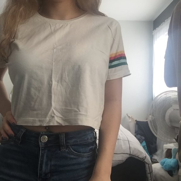 sleeve stripes crop top - Picture 1 of 3